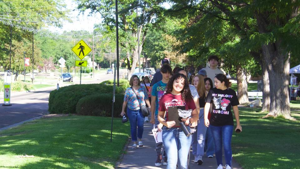 student ambassador giving a group tour
